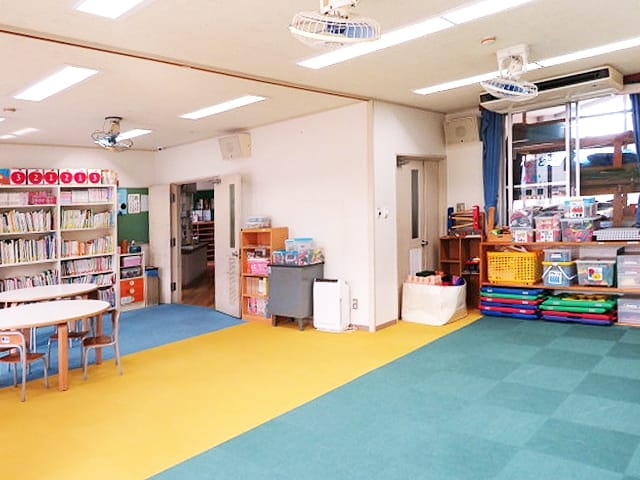 児童館 図書室